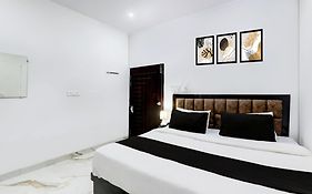 Super Hotel O Ayodhya